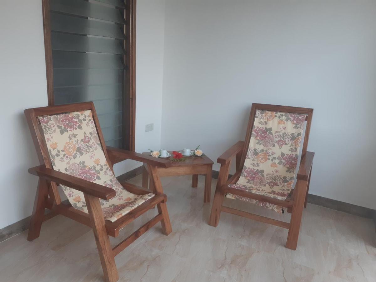 La Residence D'Almee Guesthouse Baie Sainte Anne Екстериор снимка